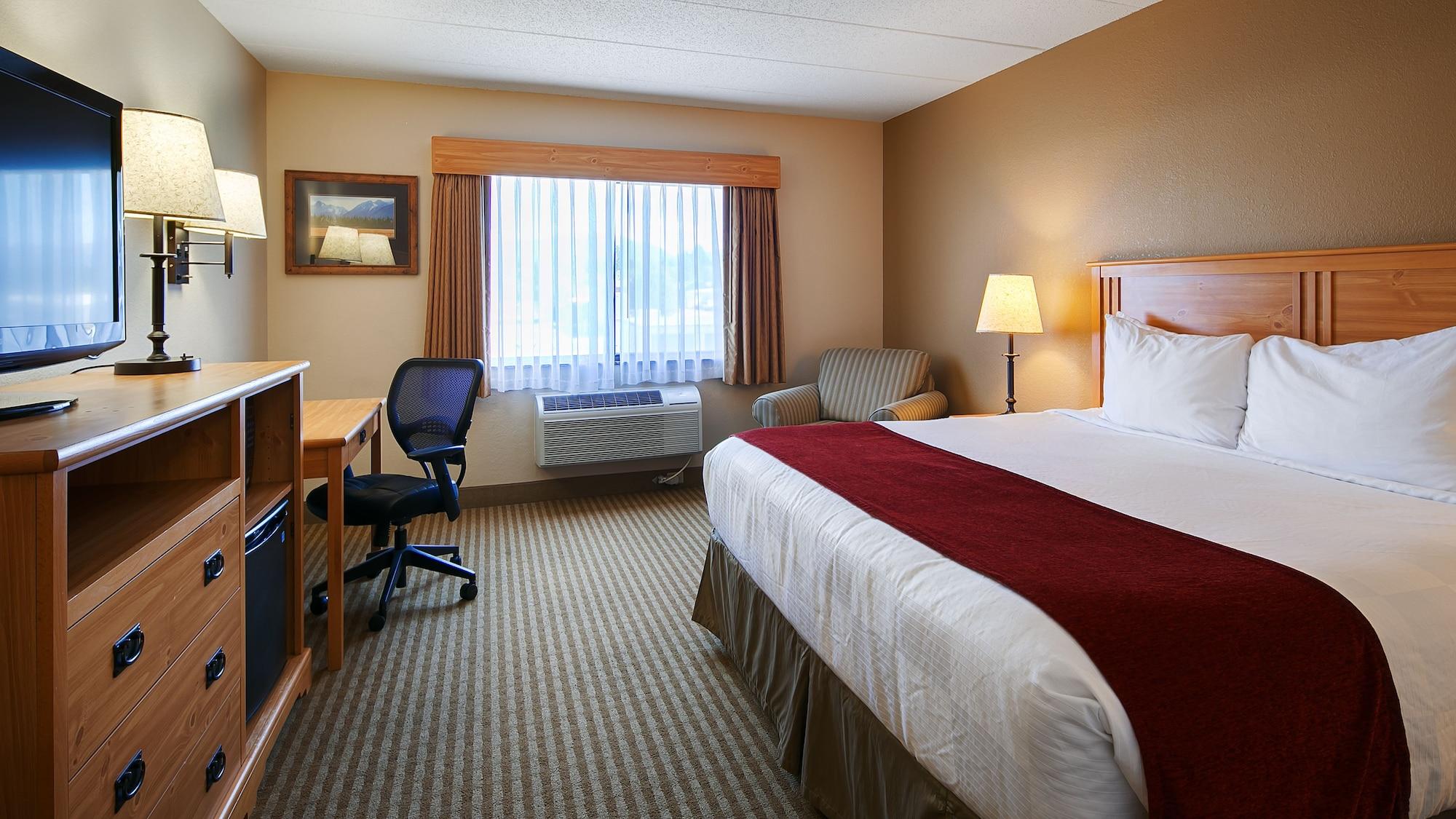 Best Western Plus Mccall Lodge And Suites Exterior photo