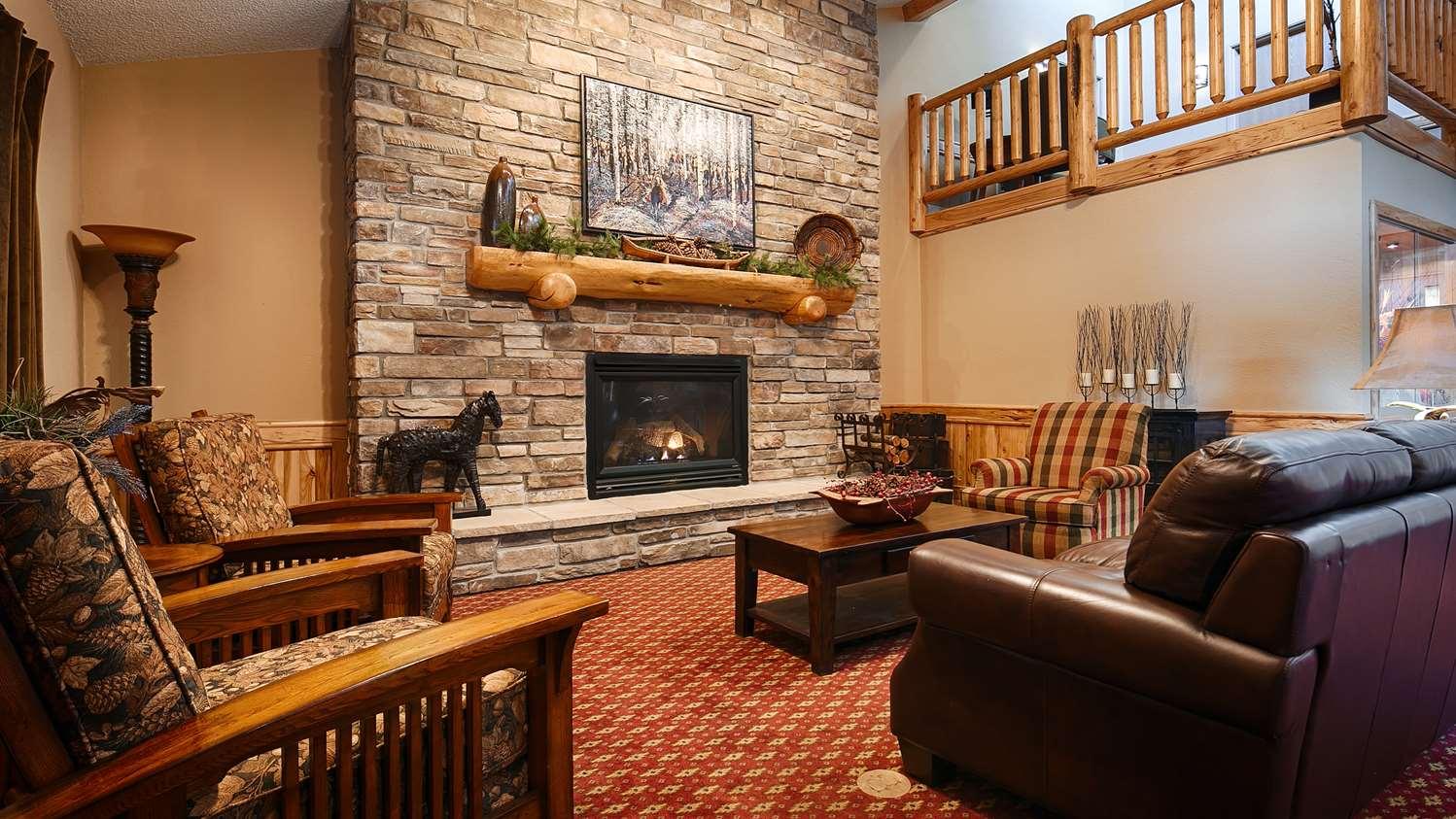 Best Western Plus Mccall Lodge And Suites Exterior photo