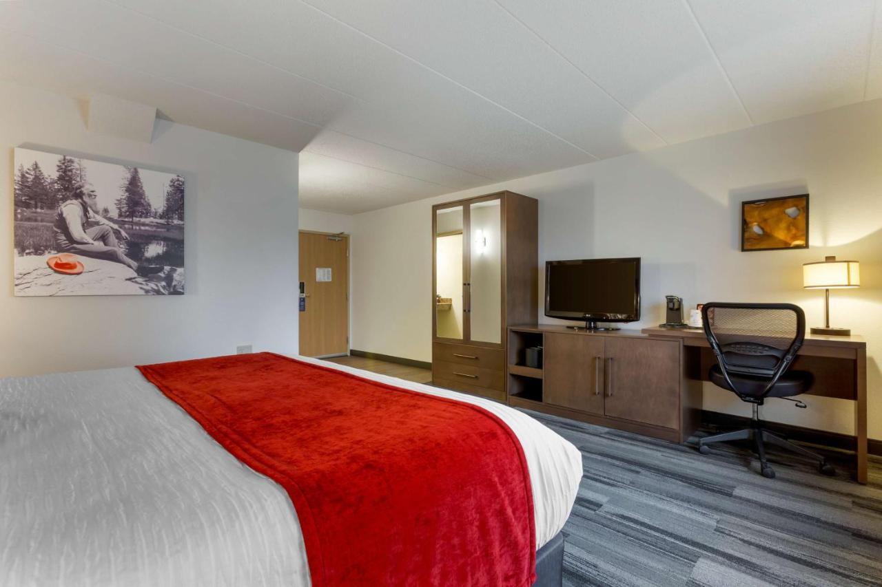 Best Western Plus Mccall Lodge And Suites Exterior photo