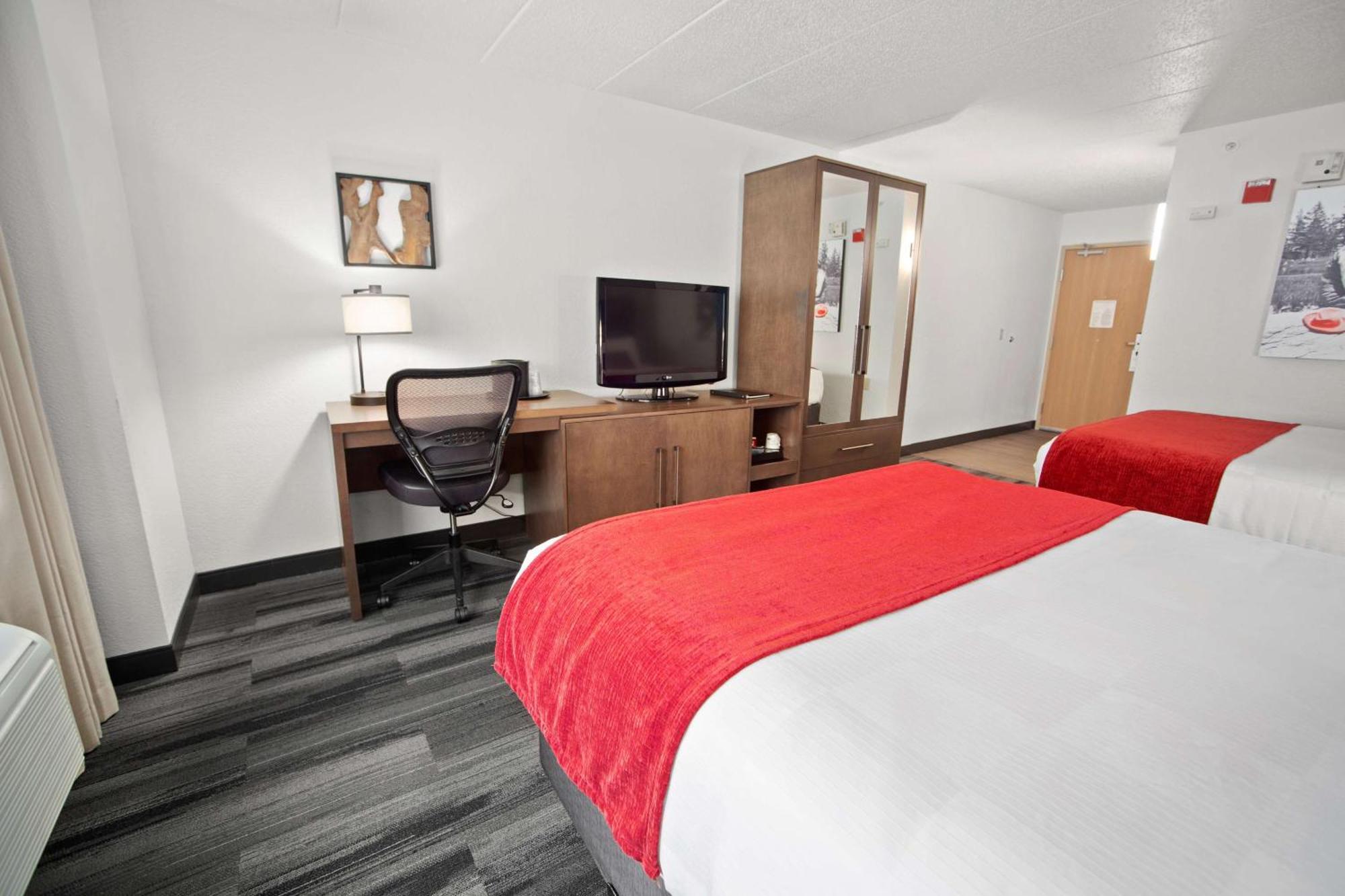 Best Western Plus Mccall Lodge And Suites Exterior photo
